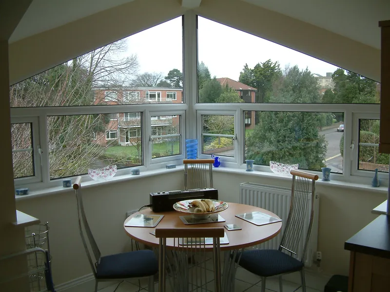 Bay Windows Parson's Green